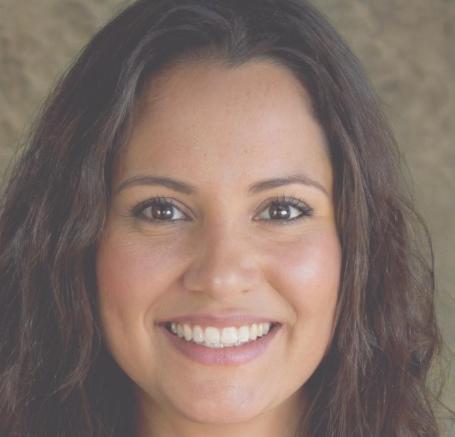 Sarah Mentarya - Geschäftsführerin und Senior Financial Advisor